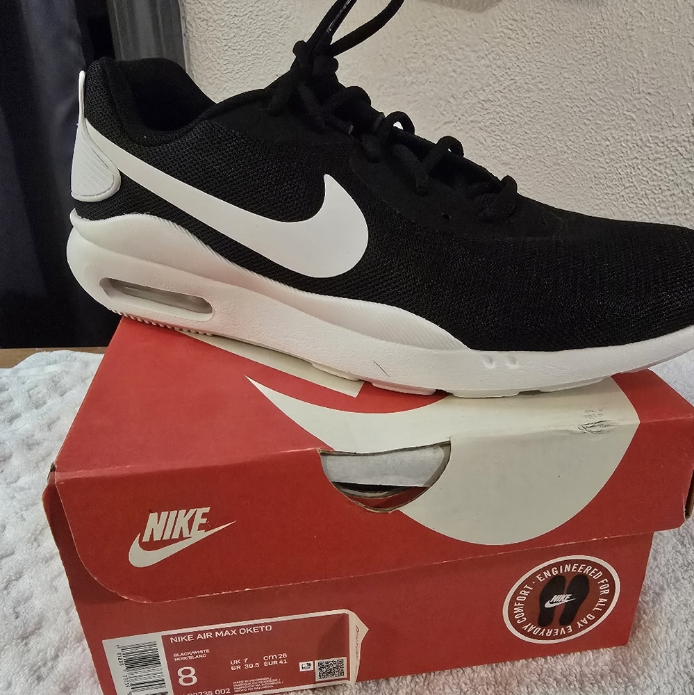 NIKE AIR MAX OKETO RUNNING SHOES W8
